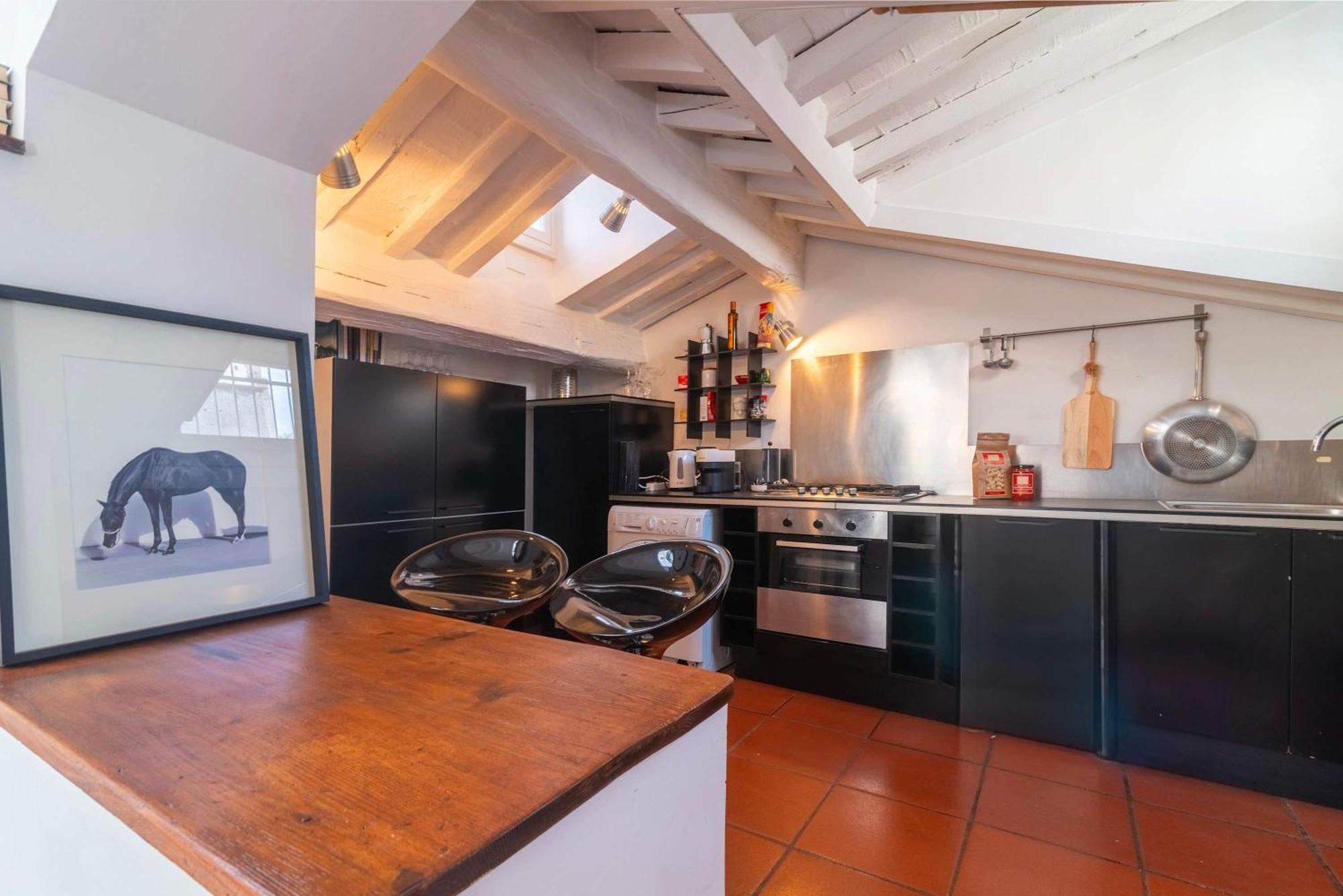 Campo De' Fiori Enchanting Attic Appartement *